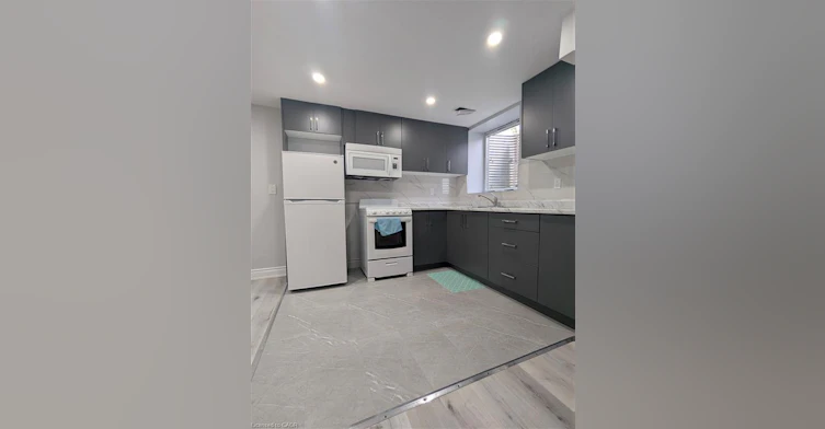 2-117 Markwood Drive, Kitchener, ON, N2M 2H3 - 7