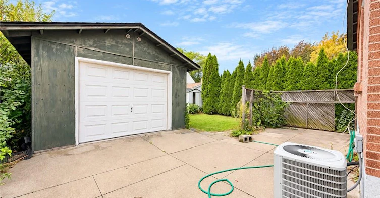 374 East 15th Street, Hamilton, ON, L9A 4G7 - 10