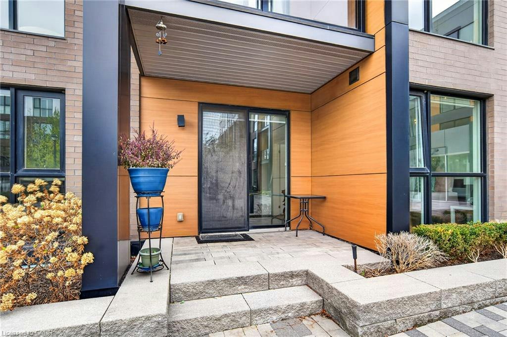 113-168 Sabina Drive, Oakville, ON, L6H 0W5