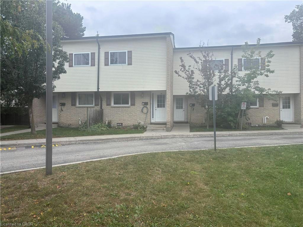 B24-211 Veronica Drive, Kitchener, ON, N2A 2R9