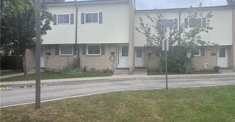 B24-211 Veronica Drive, Kitchener, ON, N2A 2R9