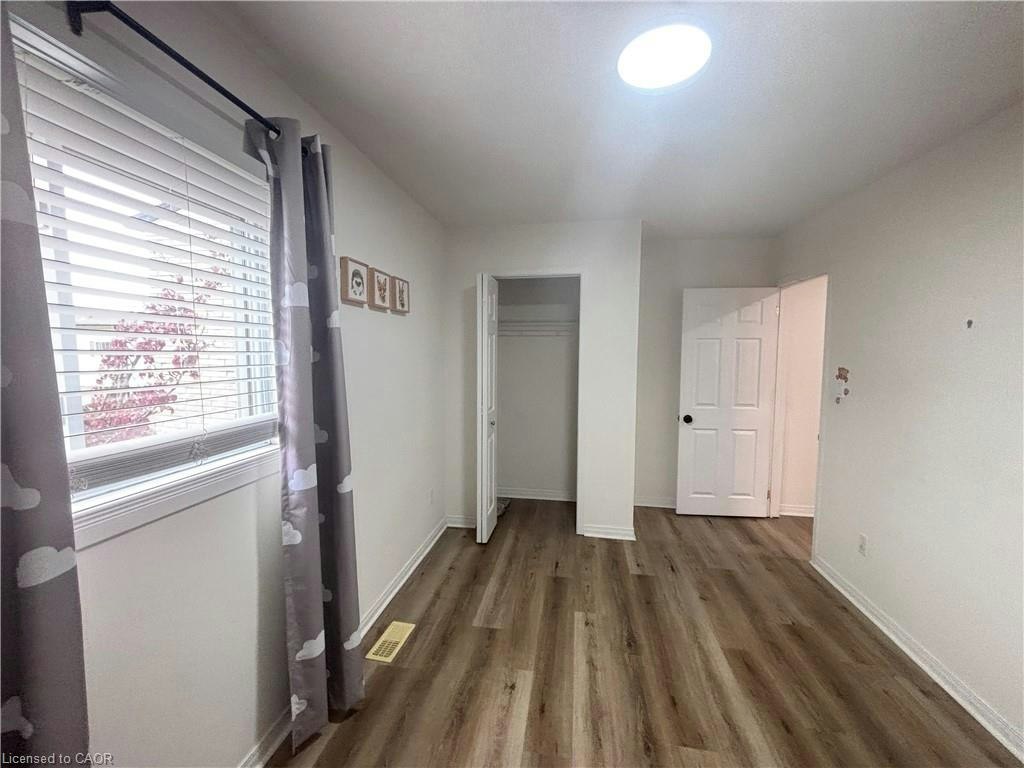B24-211 Veronica Drive, Kitchener, ON, N2A 2R9 - 13
