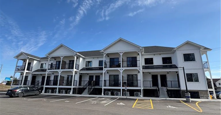 102-600 Norfolk Street, Norfolk County, ON, N3Y 0H5