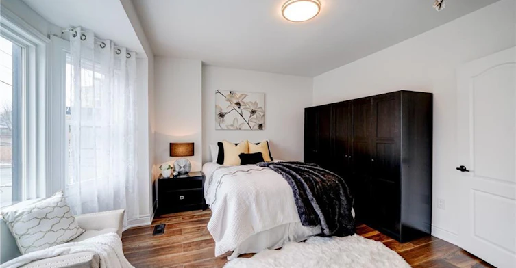 9 Gibson Avenue, Hamilton, ON, L8L 6J4 - 16