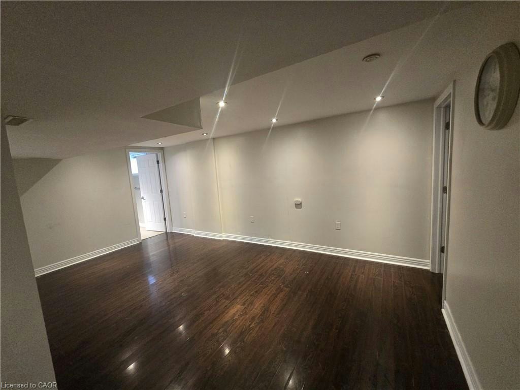 B-996 Queensdale Avenue E, Hamilton, ON, L8T 1H9 - 6