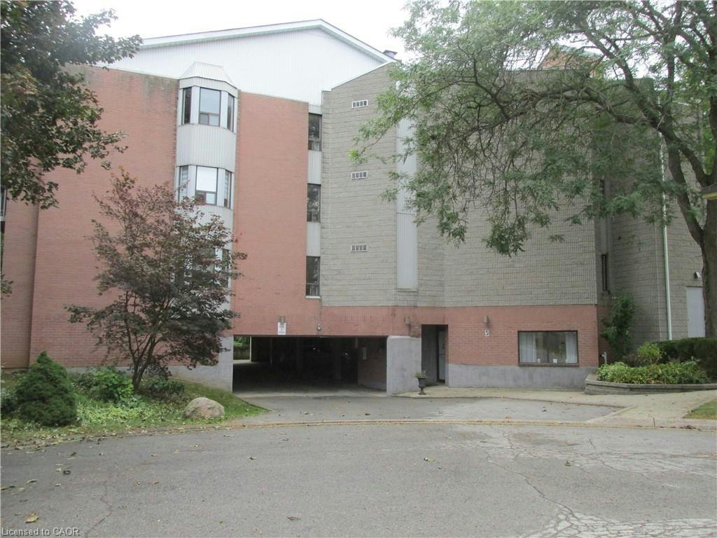 203-5 Niagara Street, Grimsby, ON, L3M 5A3