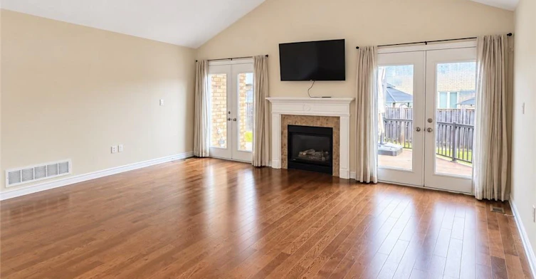 81 Bellagio Avenue, Hamilton, ON, L0R 1P0 - 12