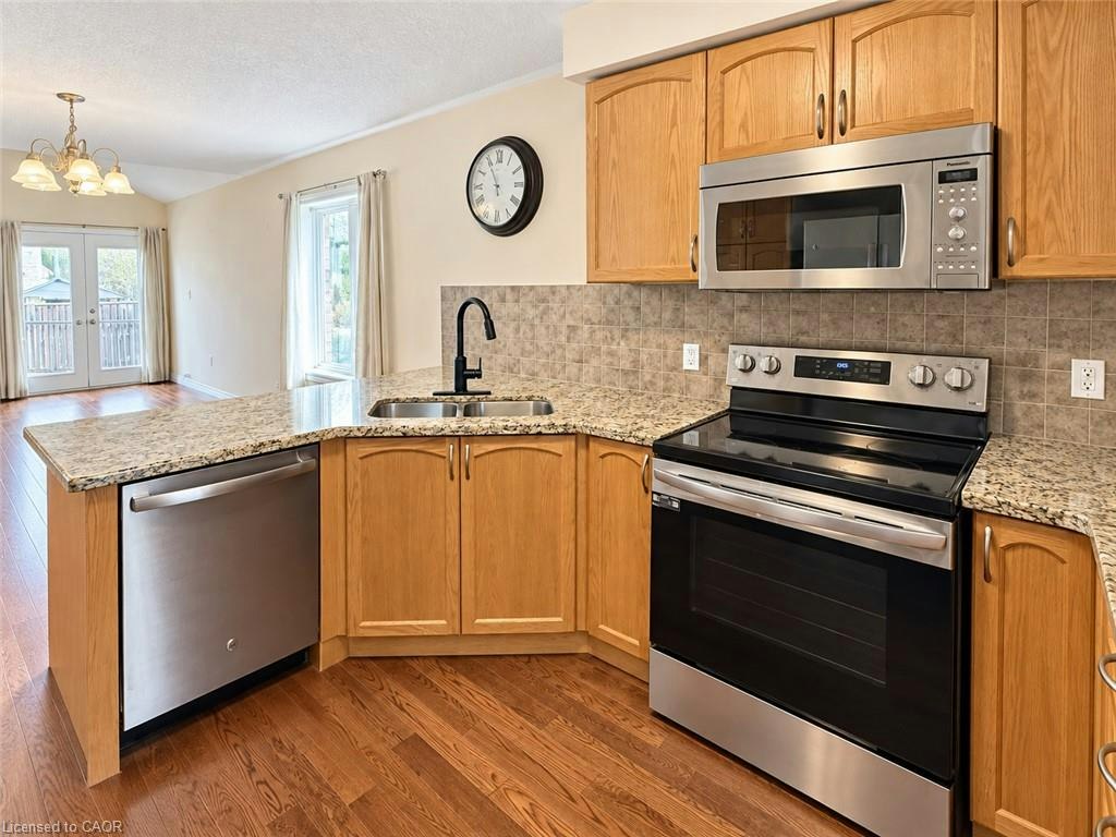 81 Bellagio Avenue, Hamilton, ON, L0R 1P0 - 16