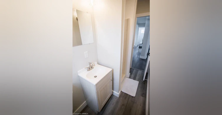 20 Park Avenue E, Brantford, ON, N3S 2Z2 - 15