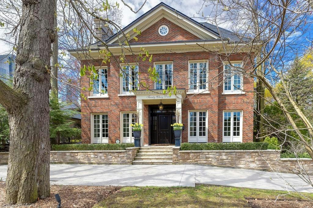 20 Cluny Drive, Toronto, ON, M4W 2P7