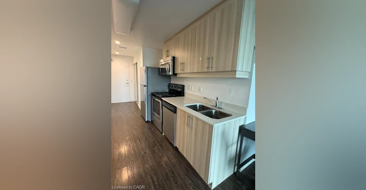 1502-158 King Street, Waterloo, ON, N2J 0E5 - 2