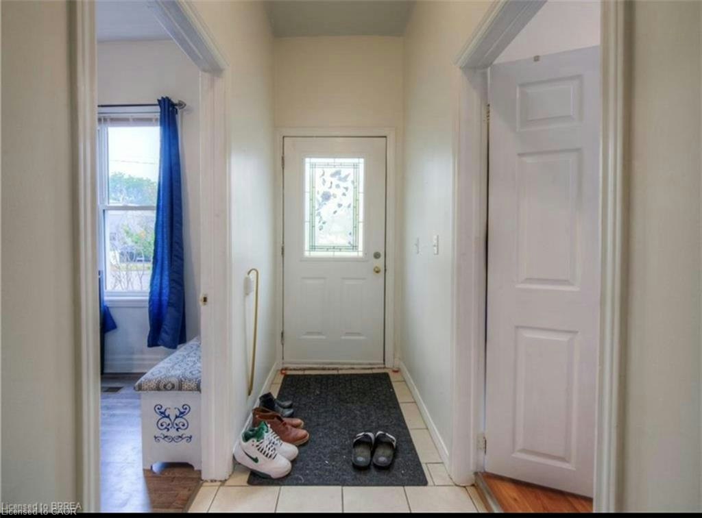 10 Bruce Street, Brantford, ON, N3R 1E2 - 9