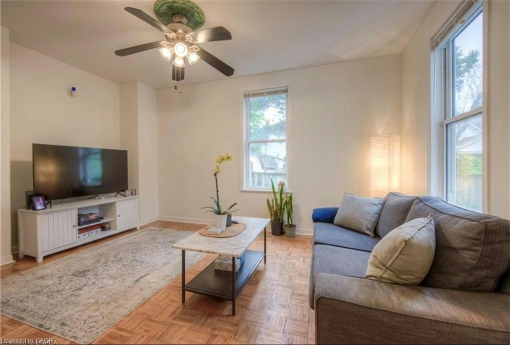 10 Bruce Street, Brantford, ON, N3R 1E2 - 2
