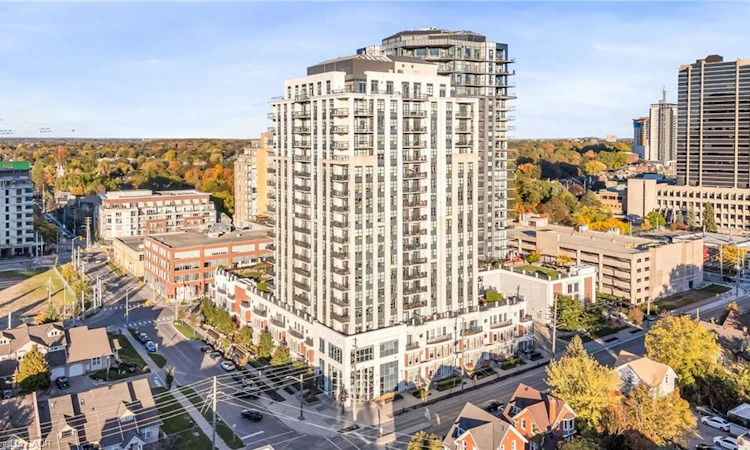 503-144 Park Street