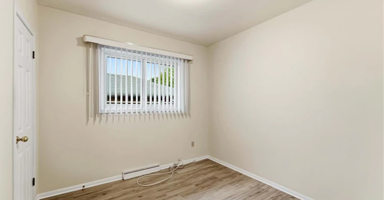4 Regina Avenue, St. Catharines, ON, L2M 3G6 - 14