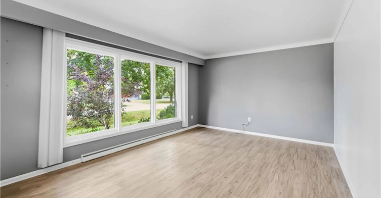 4 Regina Avenue, St. Catharines, ON, L2M 3G6 - 6