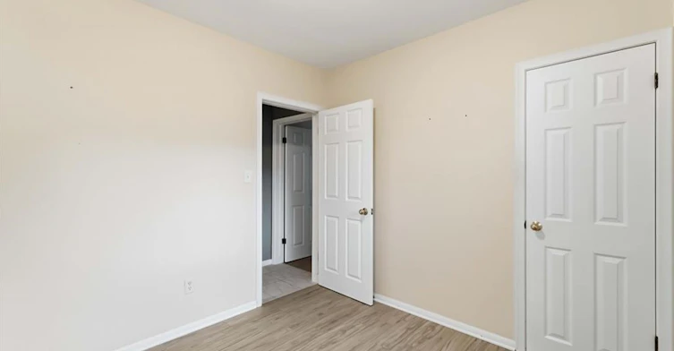 4 Regina Avenue, St. Catharines, ON, L2M 3G6 - 15