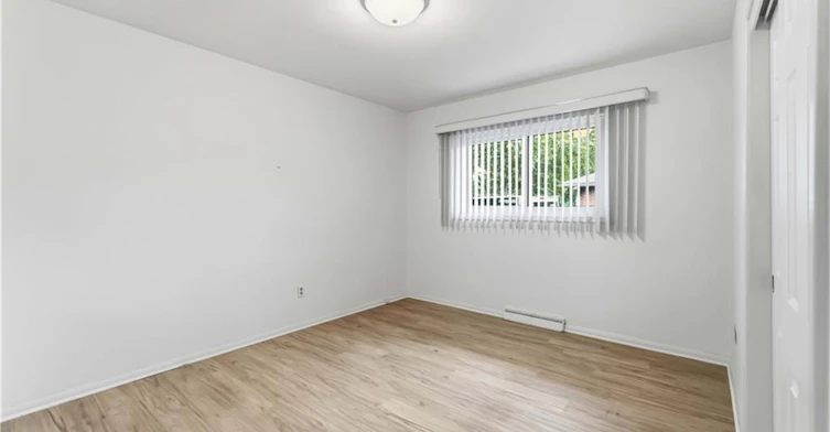 4 Regina Avenue, St. Catharines, ON, L2M 3G6 - 13