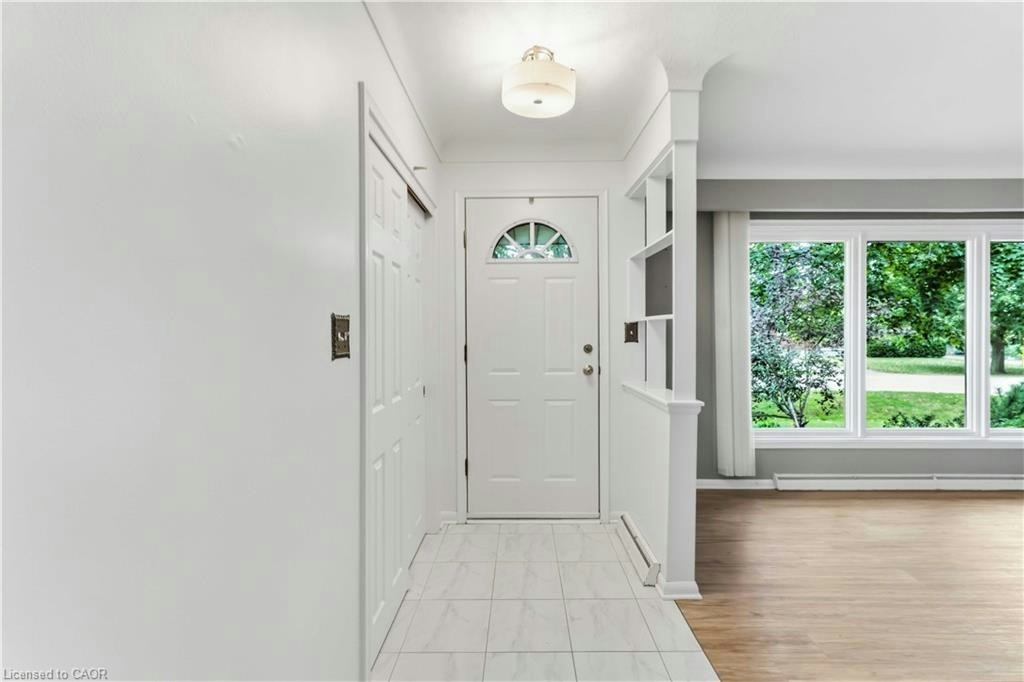 4 Regina Avenue, St. Catharines, ON, L2M 3G6 - 5