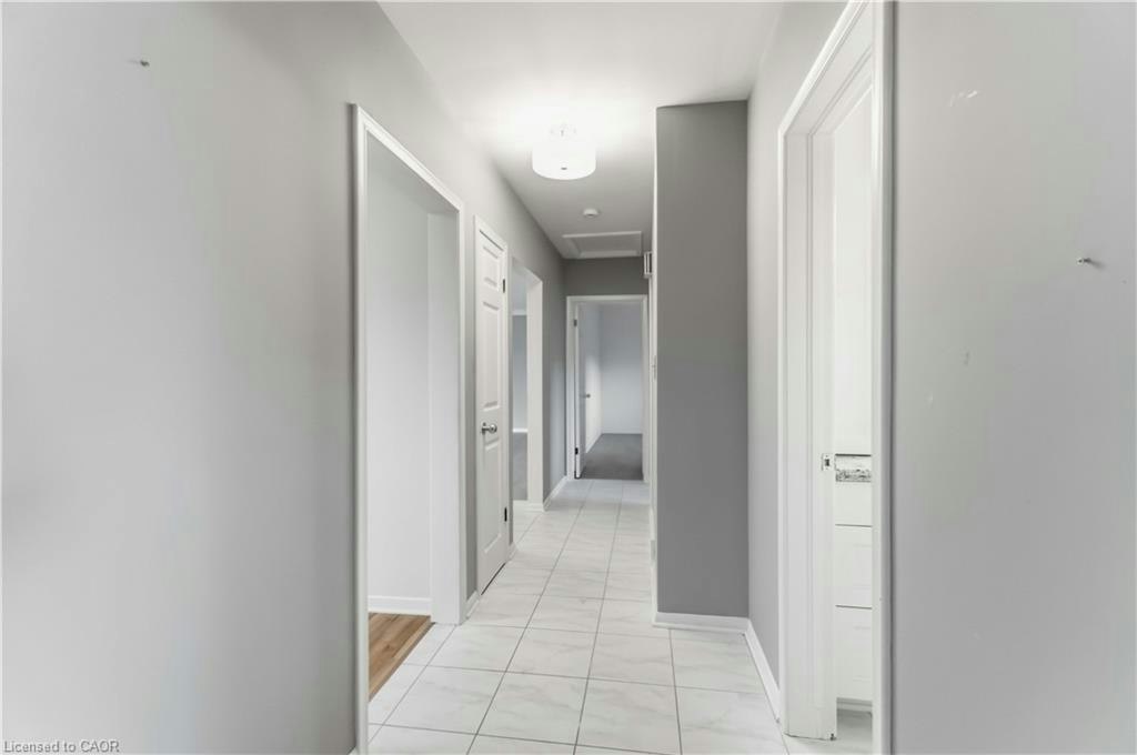4 Regina Avenue, St. Catharines, ON, L2M 3G6 - 8