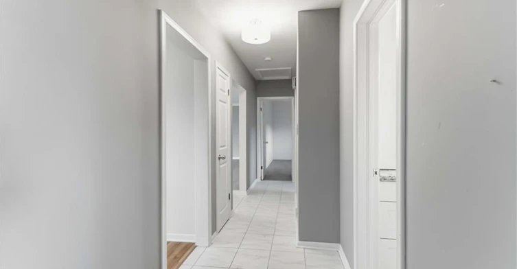 4 Regina Avenue, St. Catharines, ON, L2M 3G6 - 8