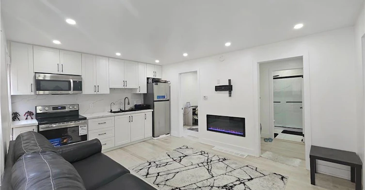 352 Weir Street N, Hamilton, ON, L8H 5G7 - 3