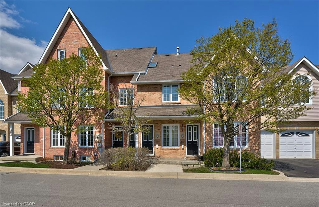 205-2075 Walker's Line, Burlington, ON, L7M 4G7