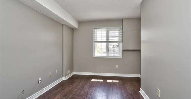 205-2075 Walker's Line, Burlington, ON, L7M 4G7 - 17