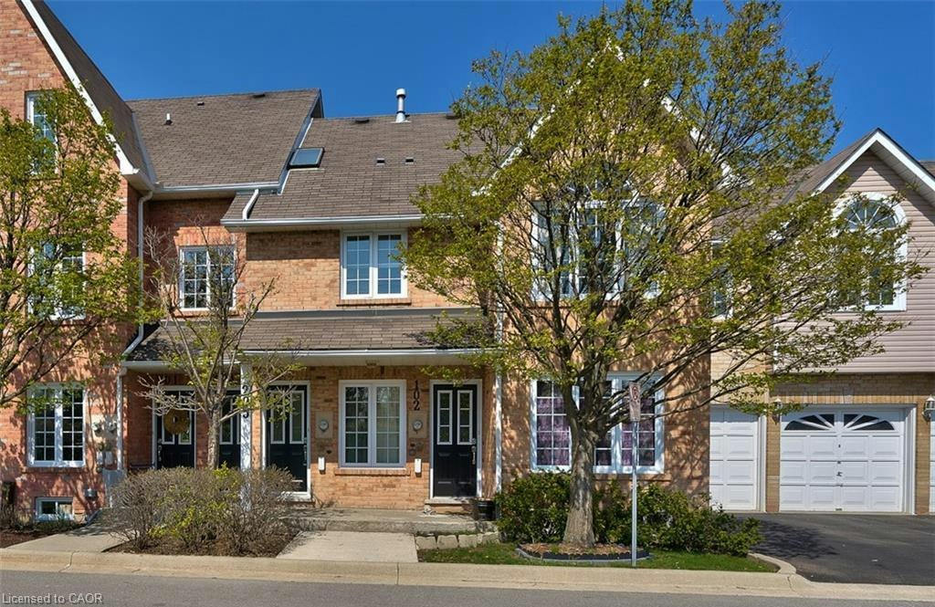 205-2075 Walker's Line, Burlington, ON, L7M 4G7 - 2