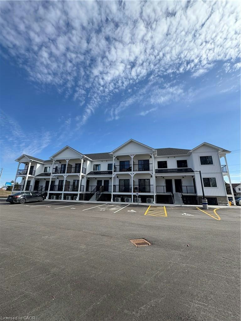 104-600 Norfolk Street, Norfolk County, ON, N3Y 0H5