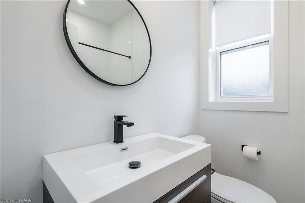 2-204 Balsam Avenue S, Hamilton, ON, L8M 3B8 - 12