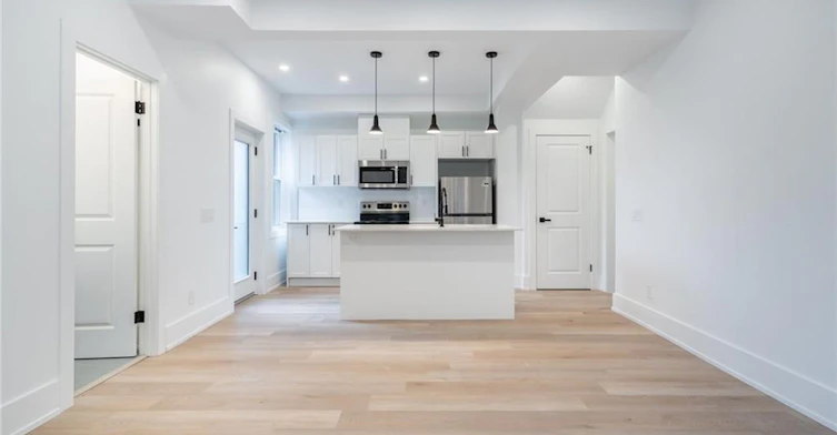 2-204 Balsam Avenue S, Hamilton, ON, L8M 3B8 - 9
