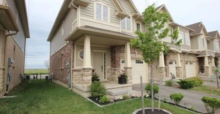 29-8 Lakelawn Road, Grimsby, ON, L3M 0G1 - 2