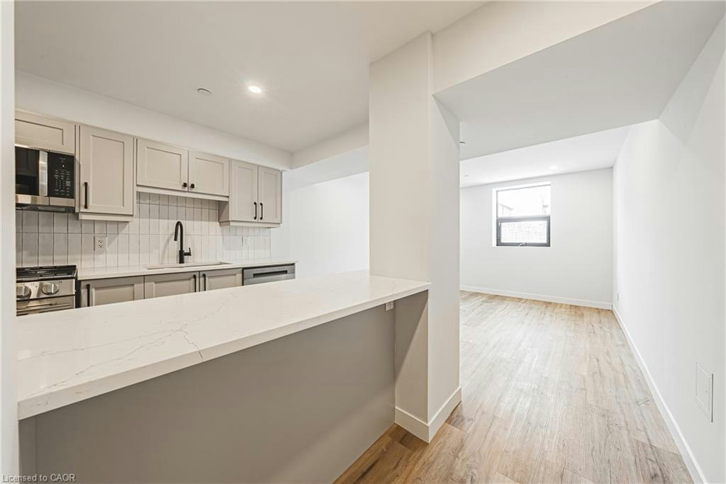 102-555 Sanatorium Road, Hamilton, ON, L9C 2B1 - 6