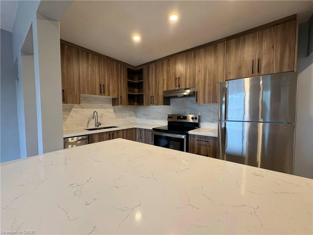 18-1797 Main Street W, Hamilton, ON, L8S 1H6 - 2