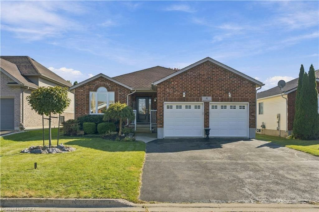 4 Macpherson Drive, Brant, ON, N3L 4B5