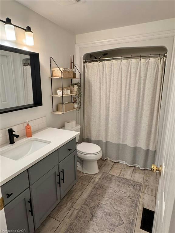 32 Marcy Crescent, Cambridge, ON, N3C 4H5 - 7