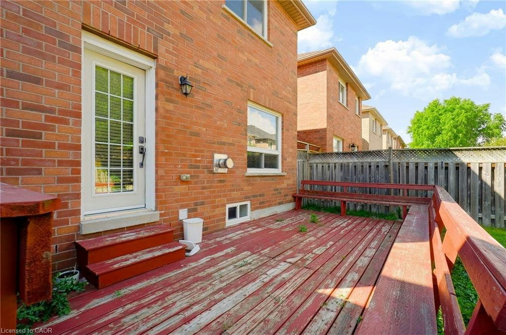 5549 Katy Gate, Mississauga, ON, L5M 7M9 5