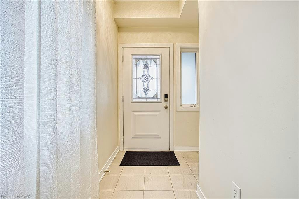 52-590 North Service Road, Hamilton, ON, L8E 0K5 - 4