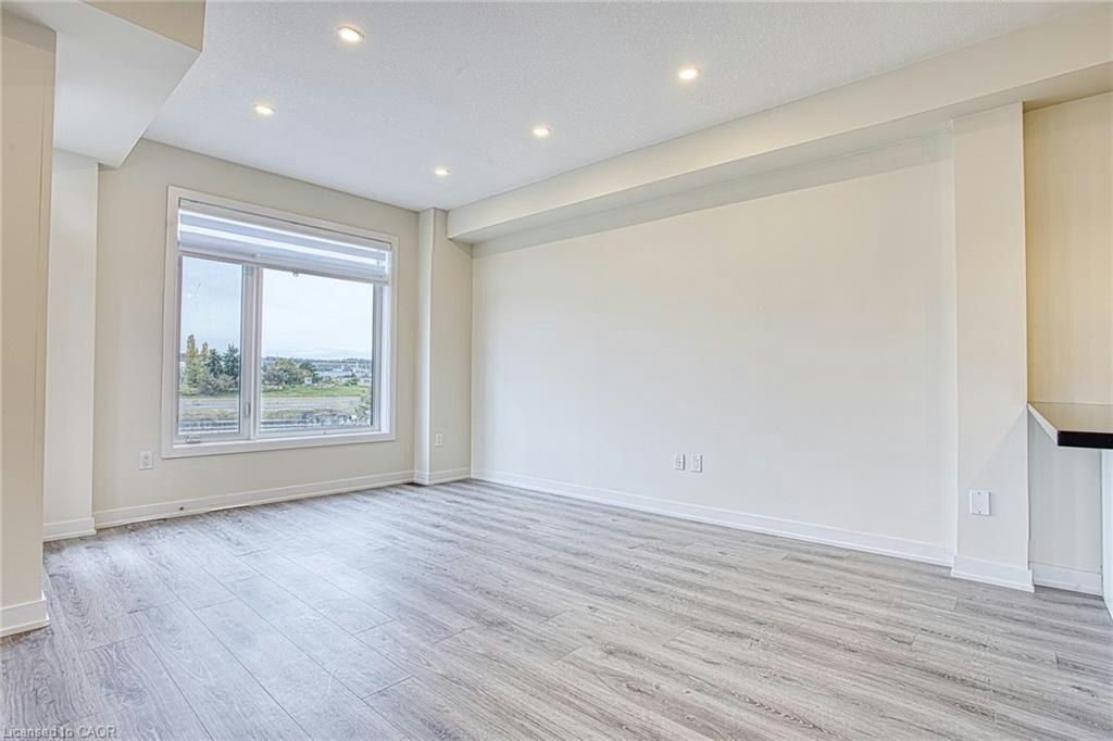 52-590 North Service Road, Hamilton, ON, L8E 0K5 - 10