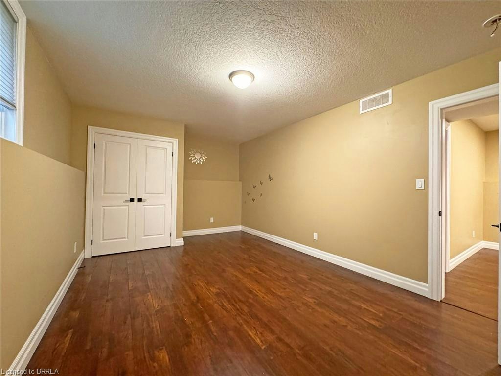 Lower-345 Marlborough Street, Brantford, ON, N3S 4T9 - 8