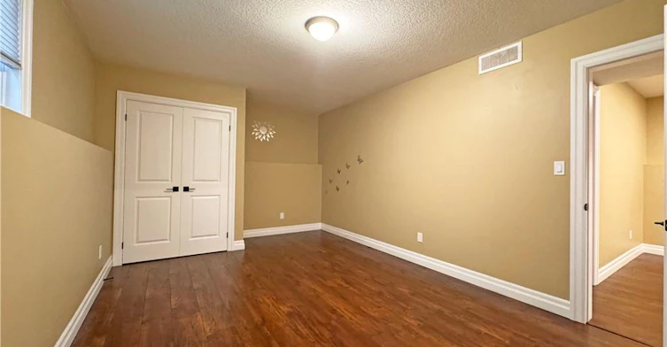 Lower-345 Marlborough Street, Brantford, ON, N3S 4T9 - 8