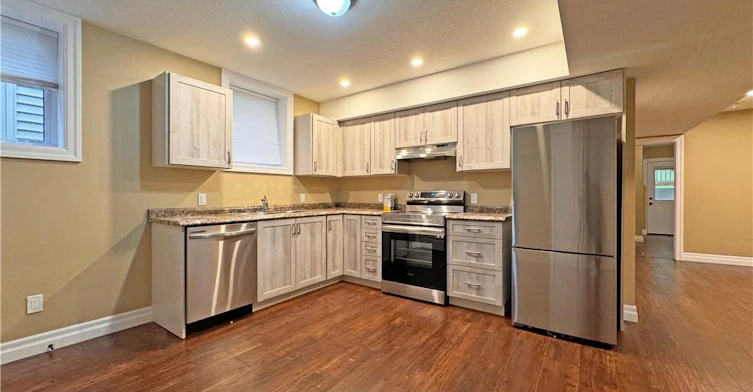 Lower-345 Marlborough Street, Brantford, ON, N3S 4T9 - 4