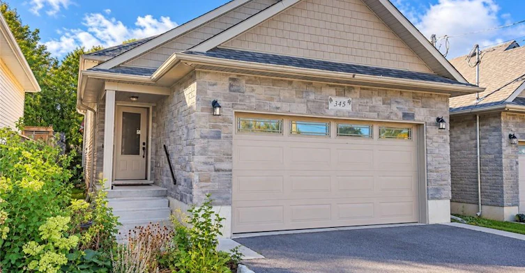 Lower-345 Marlborough Street, Brantford, ON, N3S 4T9