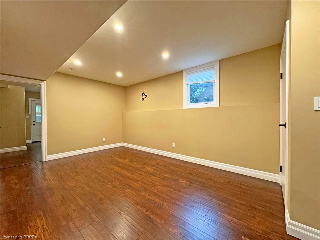 Lower-345 Marlborough Street, Brantford, ON, N3S 4T9 - 6
