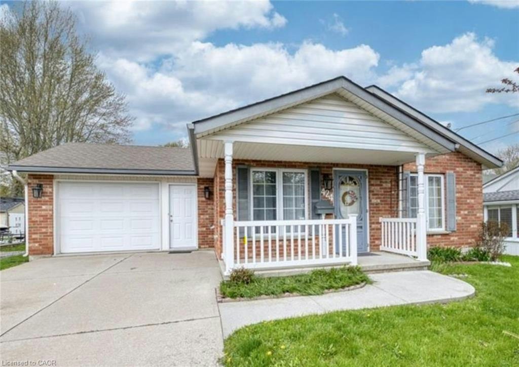 424 John Street, Cayuga, ON, N1A 2R2