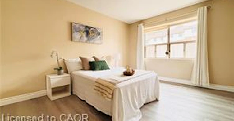 207-300 Keats Way, Waterloo, ON, N2L 6E6 - 12