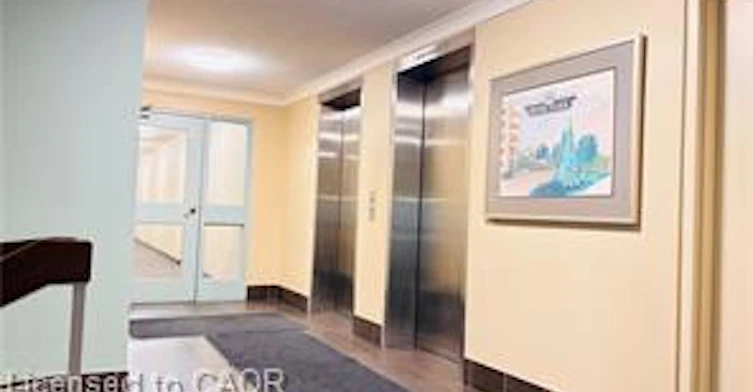 207-300 Keats Way, Waterloo, ON, N2L 6E6 - 8