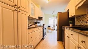 207-300 Keats Way, Waterloo, ON, N2L 6E6 - 3