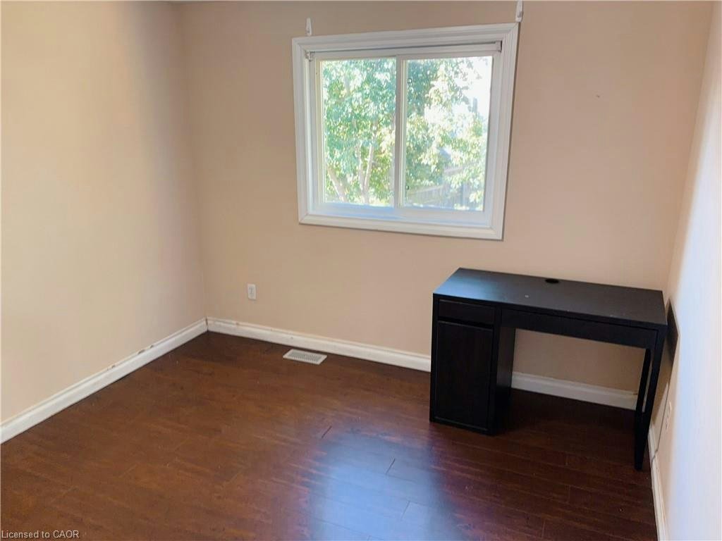 659 Basswood Street, Waterloo, ON, N2V 2K8 - 14